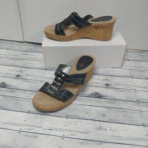 Bongo Platform Wedge Heel Sandals Size7.5, Black Studded Straps, Slip-on